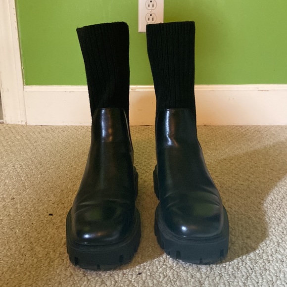ZARA Black Boots - Picture 2 of 4